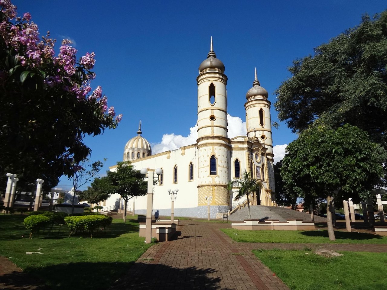 Igreja Matriz São Francisco, em Califórnia, Paraná